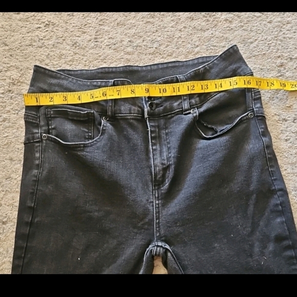 Disney Mickey Mouse & Minnie Mouse Kissing Patch High-Waisted Black Jeans 15 - Picture 12 of 13